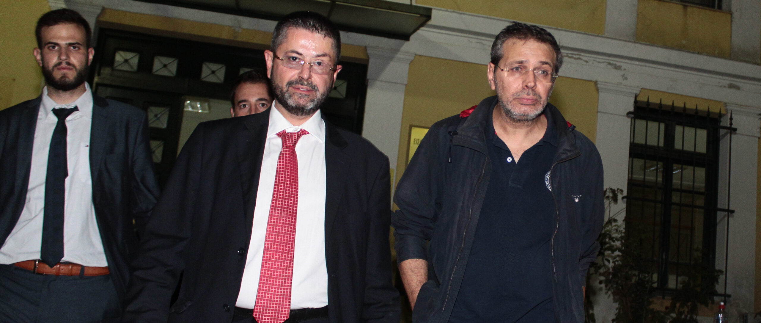 Στέφανος Χίος: «Οπλοφορώ εδώ και 7 χρόνια – Μου έλεγαν “Δώσε 300 να κλείσει η ιστορία με την Αλβανή υπουργό”!»