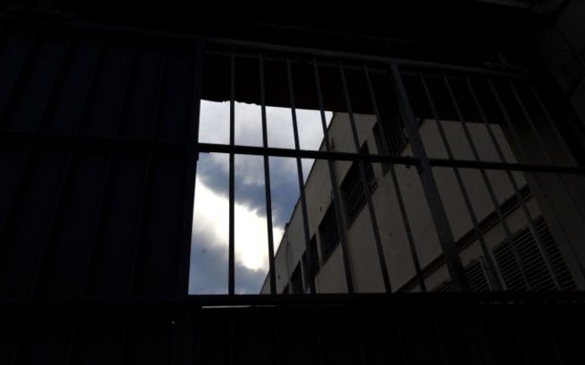 Σε κρίσιμη κατάσταση η υγεία του Β. Δημάκη – Ζητά άδεια για φυσική παρουσία στο Πανεπιστήμιο