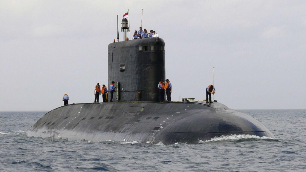 «Ναυμαχία» στη Μεσόγειο πριν την επίθεση στη Συρία: «Αγέλη» ρωσικών υποβρυχίων Kilo κυνηγούσε βρετανικό υποβρύχιο (upd)