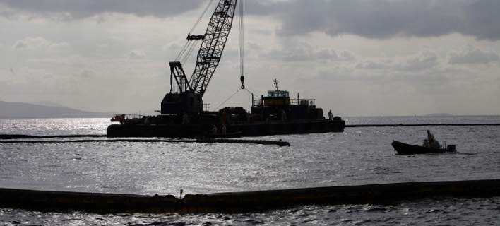 Βυθίστηκε η φορτηγίδα «ΑΛΙΚΗ» στη Σαλαμίνα!