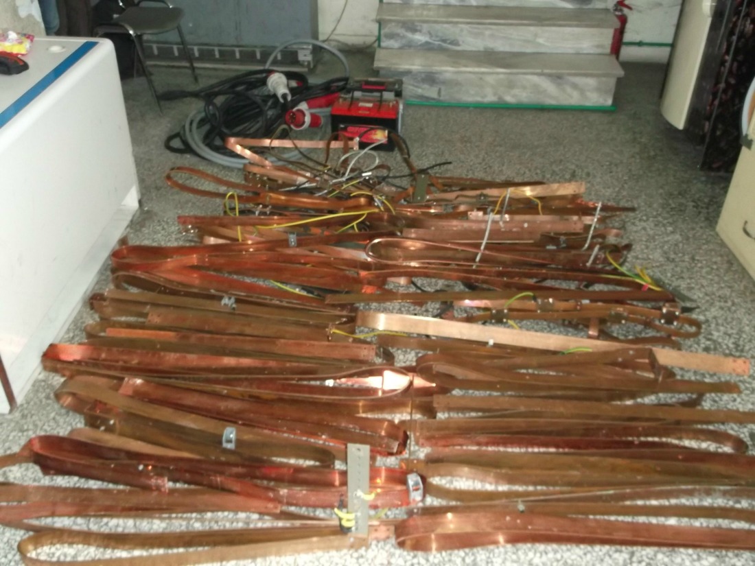 Χαλκίδα: Σύλληψη 35χρονου αστυνομικού – Έκλεβε με τον ξάδερφό του μπαταρίες από κεραίες τηλεφωνίας