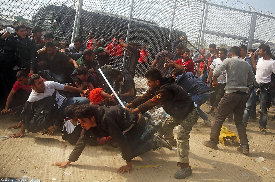 Με κλειστά τα μαγαζιά λόγω παράνομων αλλοδαπών θα επισκεφτεί ο Τσίπρας την Λέσβο
