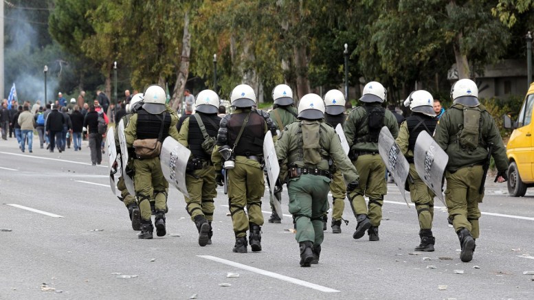 Ένωση Αστυνομικών Υπαλλήλων Αθηνών προς κυβέρνηση: «Μη μας βάζετε να κάνουμε τον στόχο»