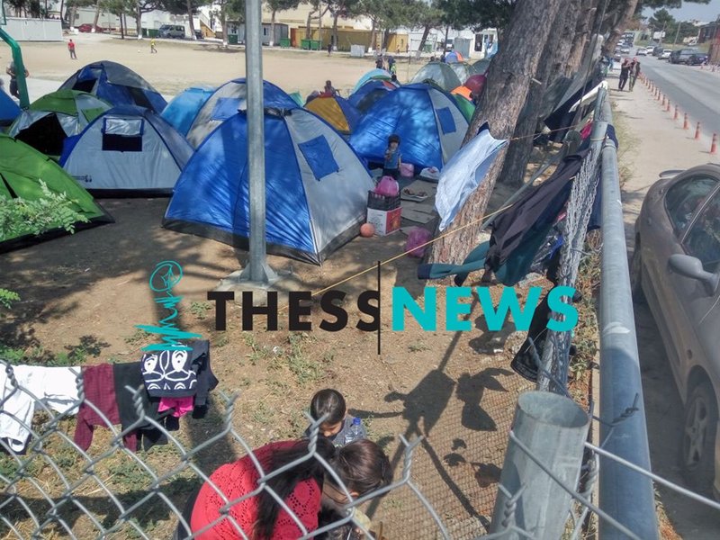 Θεσσαλονίκη: «Βουλιάζει» από αλλοδαπούς η συμπρωτεύουσα – Στο «κόκκινο» οι δομές φιλοξενίας (φωτό)