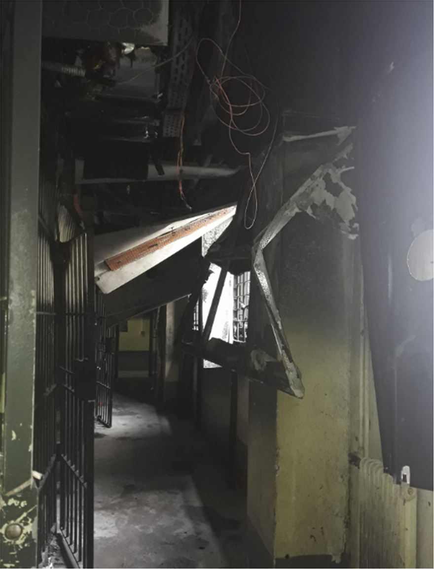 Διεύθυνση Αλλοδαπών: Η πυρκαγιά της Τρίτης αποκάλυψε τις άθλιες συνθήκες για αστυνομικούς και κρατούμενους (φωτό)