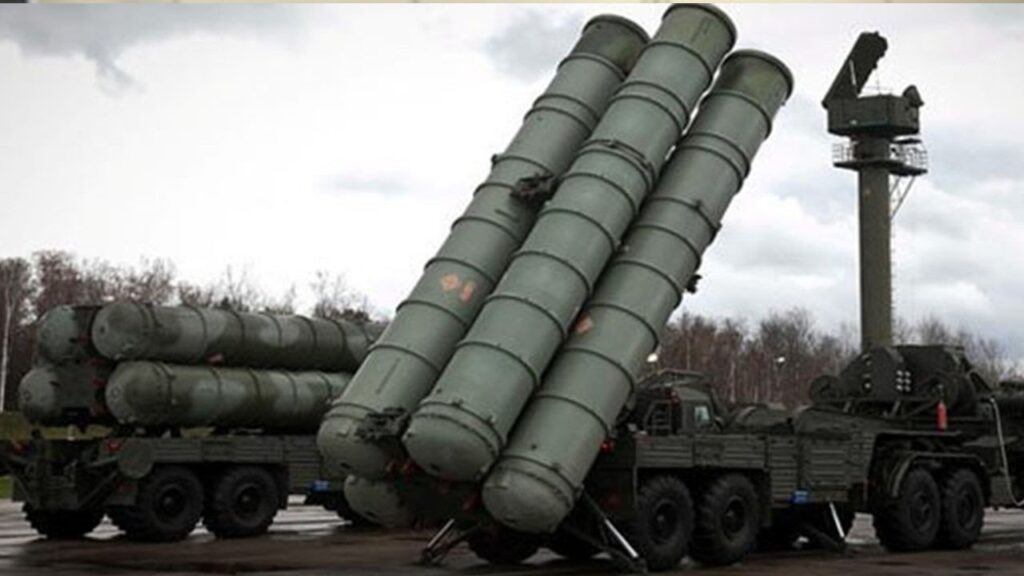 Ρωσία: S-400 και πλοία με βαλλιστικούς πυραύλους έχουν καταστήσει «φρούρια» Κριμαία και Καλίνινγκραντ