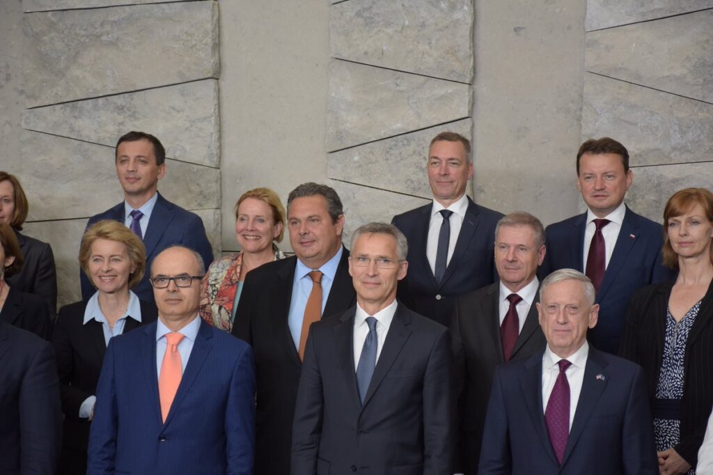 Ο Π. Καμμένος ενημέρωσε το ΝΑΤΟ για τις τουρκικές προκλήσεις: «Οι απειλές έχουν κόστος – Η Τουρκία θα το πληρώσει»