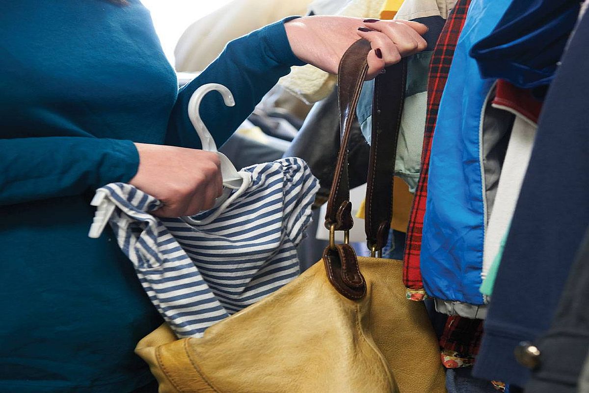 Καλαμάτα: Τρεις νεαρές γυναίκες έκλεψαν με χρήση βίας είδη ένδυσης από κατάστημα