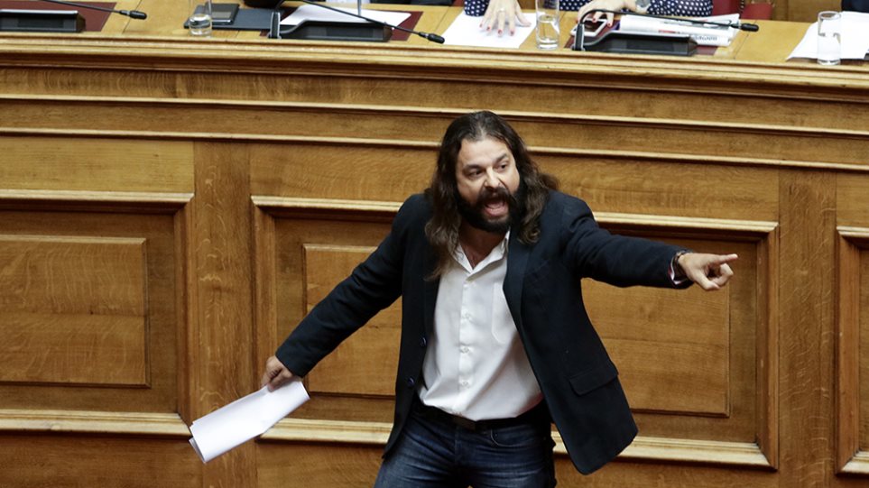 Ολοκληρώθηκε η απολογία του Κ. Μπαρμπαρούση και αναμένεται η απόφαση του εισαγγελέα- Αρνείται τα όσα του αποδίδονται