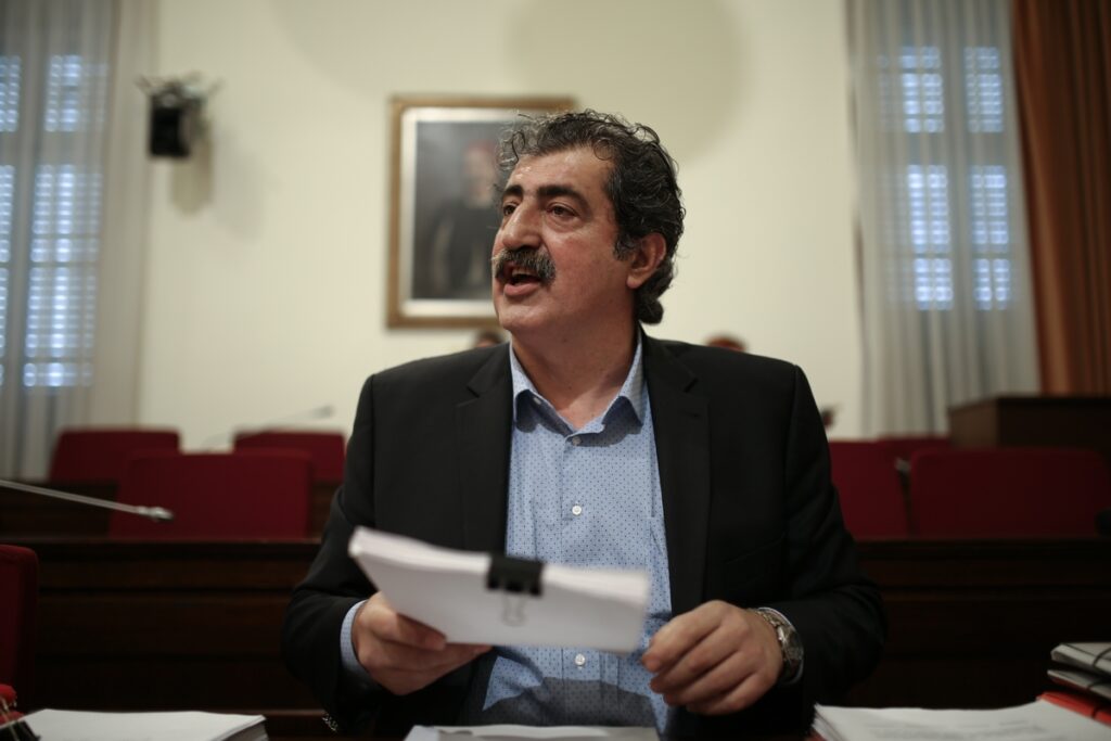 Περιχαρής ο Π. Πολάκης για την αθώωση της Ηριάννας και του Περικλή: «Επιτέλους»