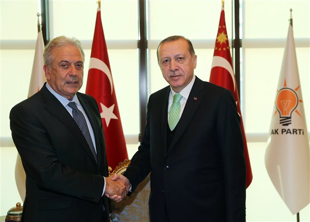Στην τελετή ορκωμοσίας του Ερντογάν ο Δ.Αβραμόπουλος τη Δευτέρα