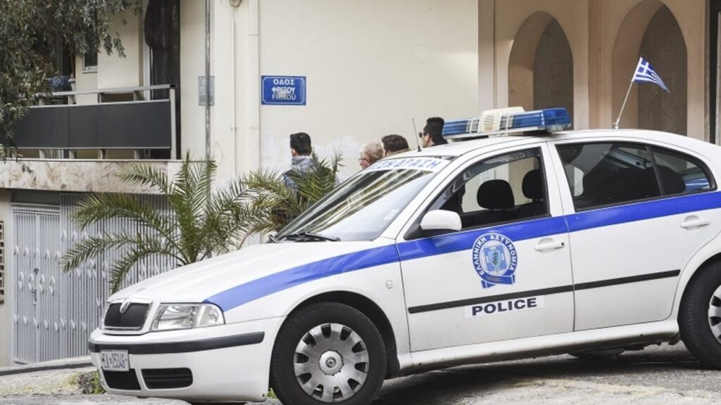 Τρόμος στο Πήλιο: 45χρονος απείλησε να σκοτώσει με δίκαννο και εκρηκτικά τους γονείς του!