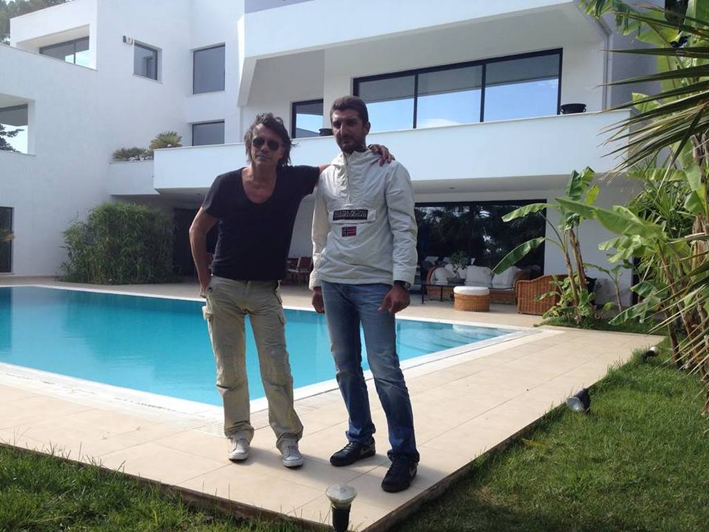 Στάχτη και η βίλα του Ηλία Ψινάκη στο Νέο Βουτζά