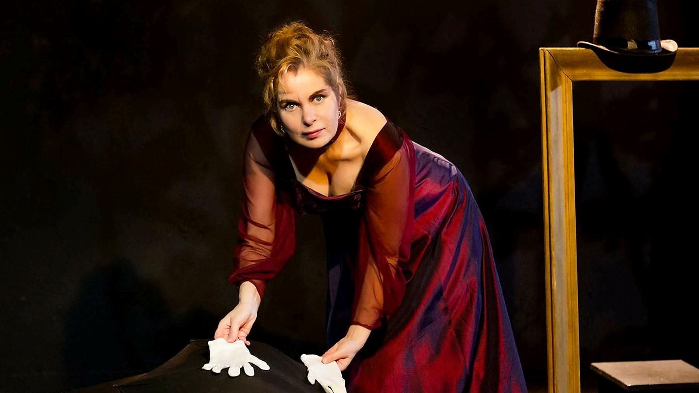 Αγνοείται και η ηθοποιός Χρύσα Σπηλιώτη (φωτο)