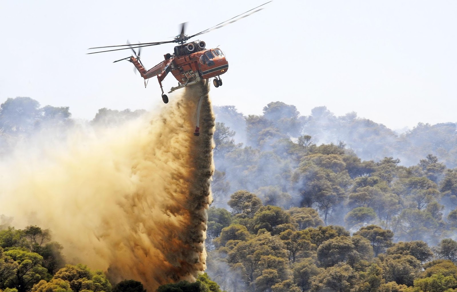 Αναζωπυρώσεις στον Νέο Βουτζά -Σηκώθηκε ελικόπτερο