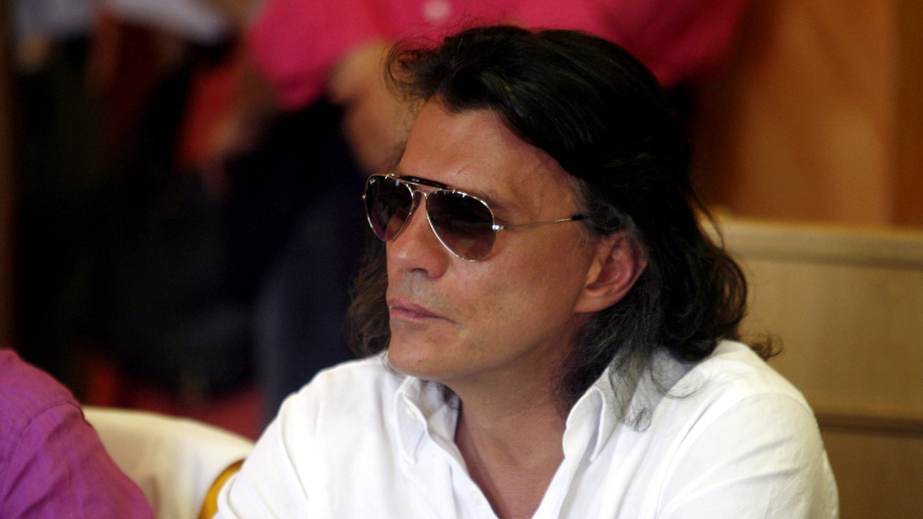 Ηλίας Ψινάκης: «Ευτυχώς κάηκε το σπίτι μου- Αν σωζόταν θα με κατηγορούσαν ότι εγώ έβαλα φωτιά»