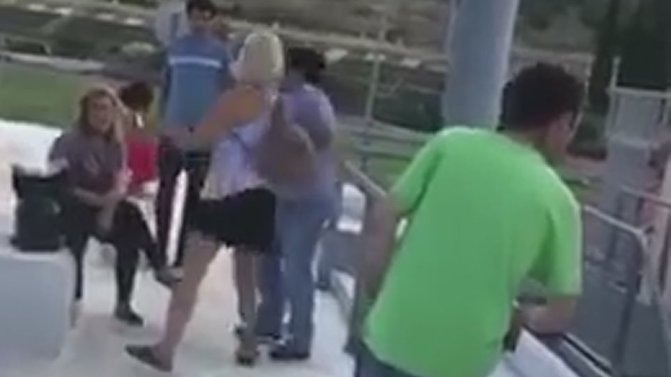 Εξαγριωμένοι κάτοικοι επιτέθηκαν σε δημοτικό σύμβουλο του δήμου Μαραθώνα