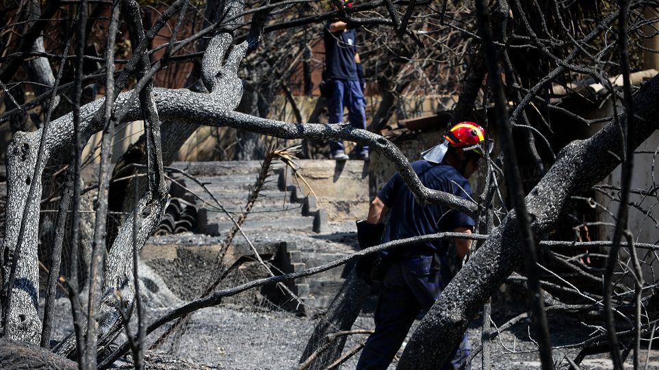 Πυρκαγιές: 908 κτίρια κρίθηκαν ακατάλληλα