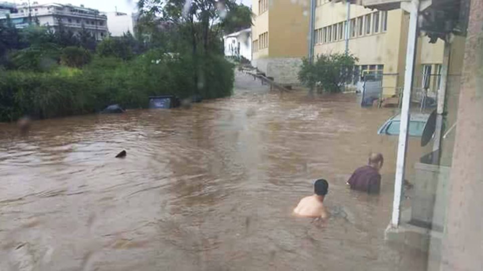 Πλημμύρισε το νοσοκομείο «Σωτηρία» (φωτο)