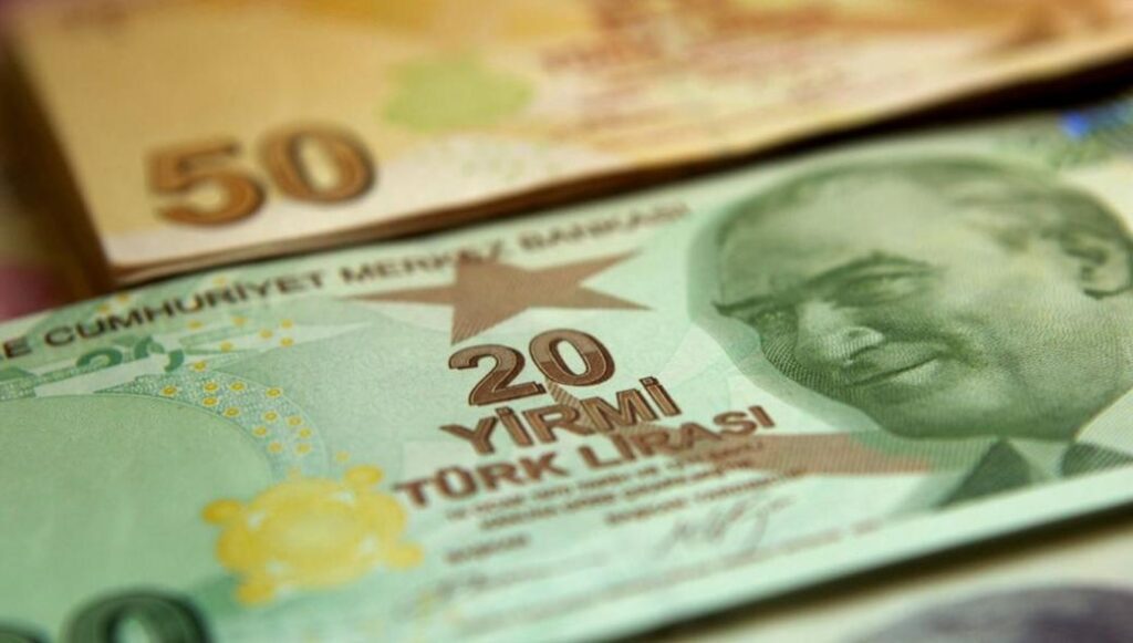 Νέα πτώση της τουρκικής λίρας: Ιστορικό χαμηλό 5,2 λιρών έναντι 1 δολαρίου