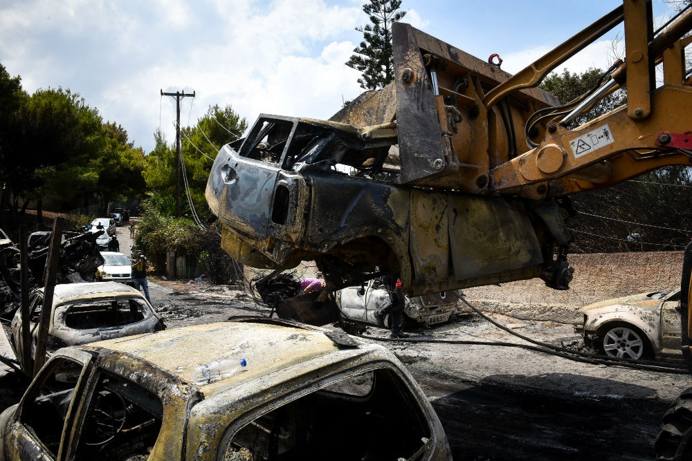 Οι υπηρεσιακές παραλήψεις στο στόχαστρο της εισαγγελίας για την πυρκαγιά στο Μάτι