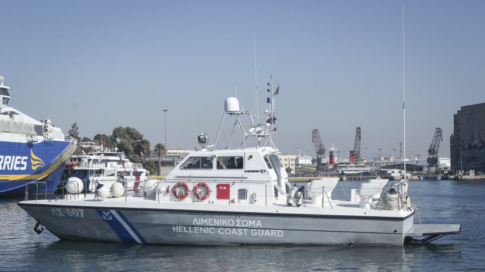 Εντοπίστηκε σώος ο ένας Ελληνοαμερικάνος στις Οινούσσες – Αγνοούνται άλλοι δύο