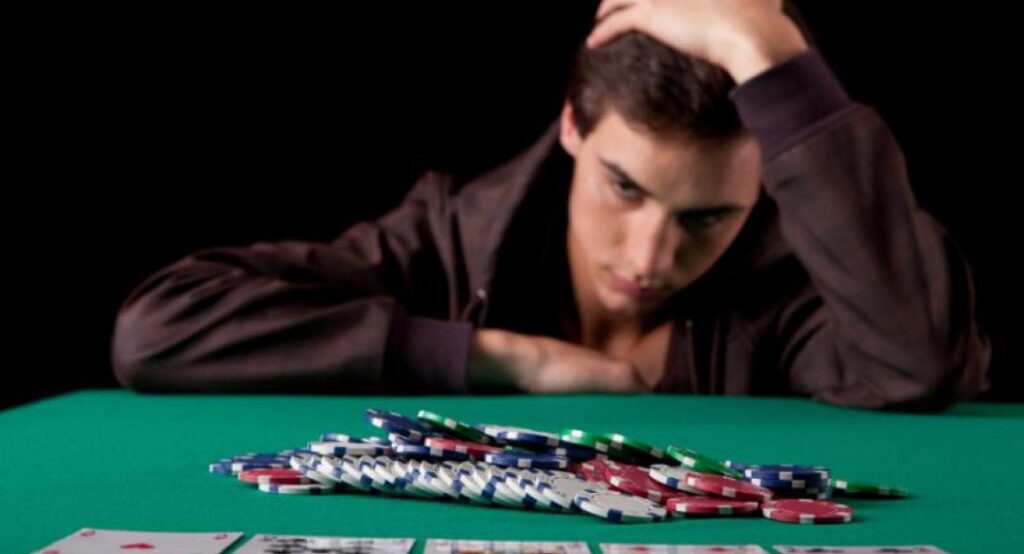 Καλαμάτα: Εθισμένος στον τζόγο έκλεβε ιατρεία για να παίξει