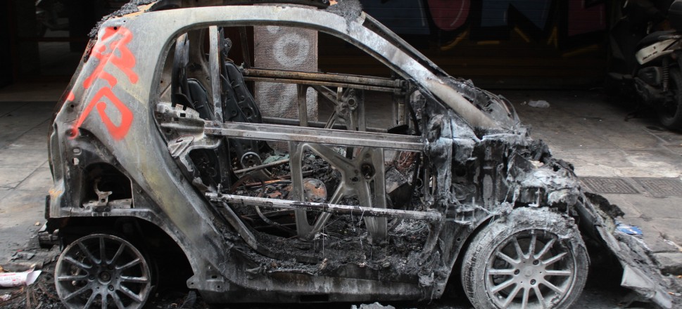 Κομοτηνή – Απειλητικό σημείωμα: «Εάν ξαναπαρκάρεις εδώ θα έχεις πρόβλημα εσύ και το αυτοκίνητό σου» (φωτό)