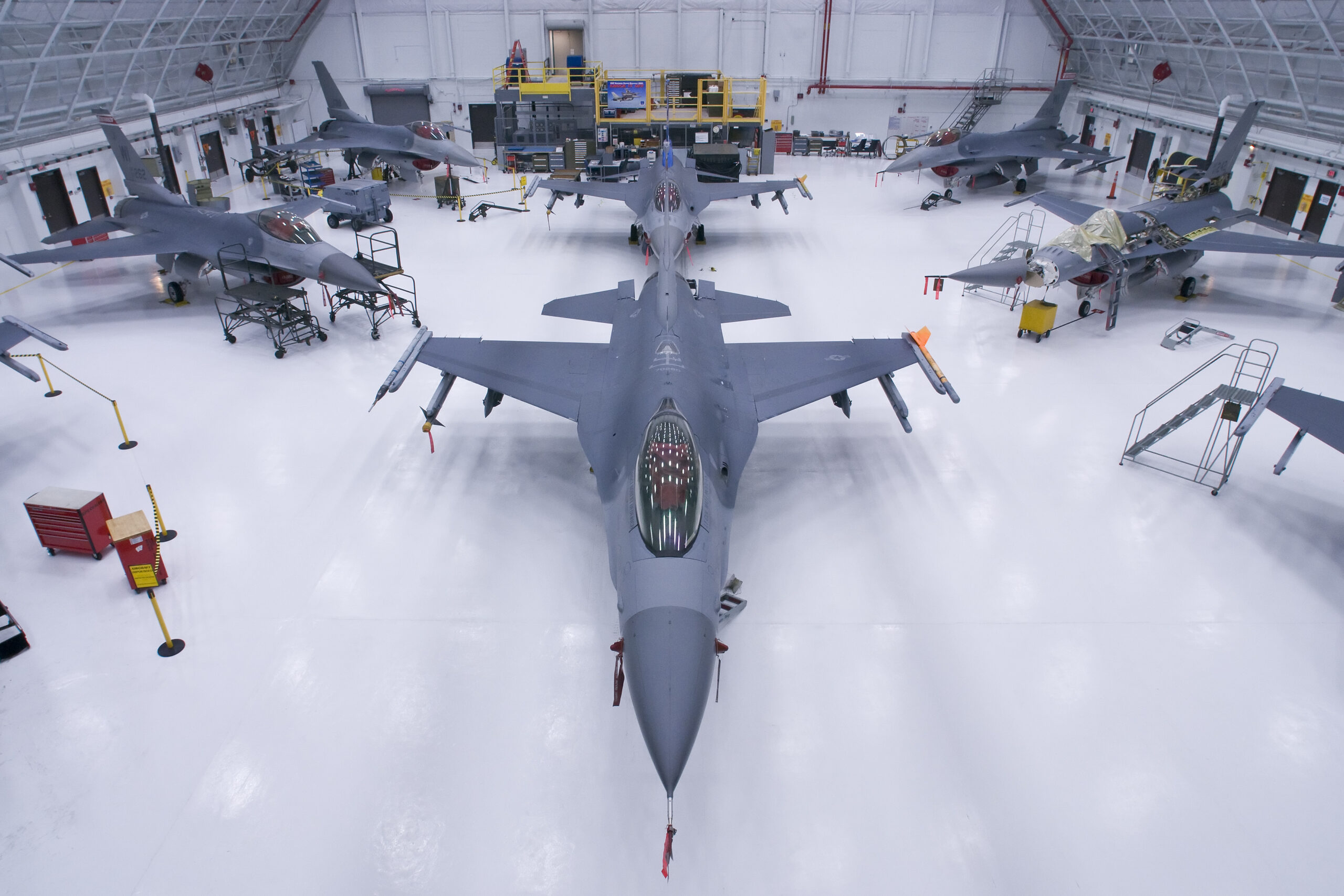 Καθυστέρηση στην αναβάθμιση των F-16 της ΠΑ – Άγνωστο πότε αναχωρεί το πρώτο αεροσκάφος για τις ΗΠΑ