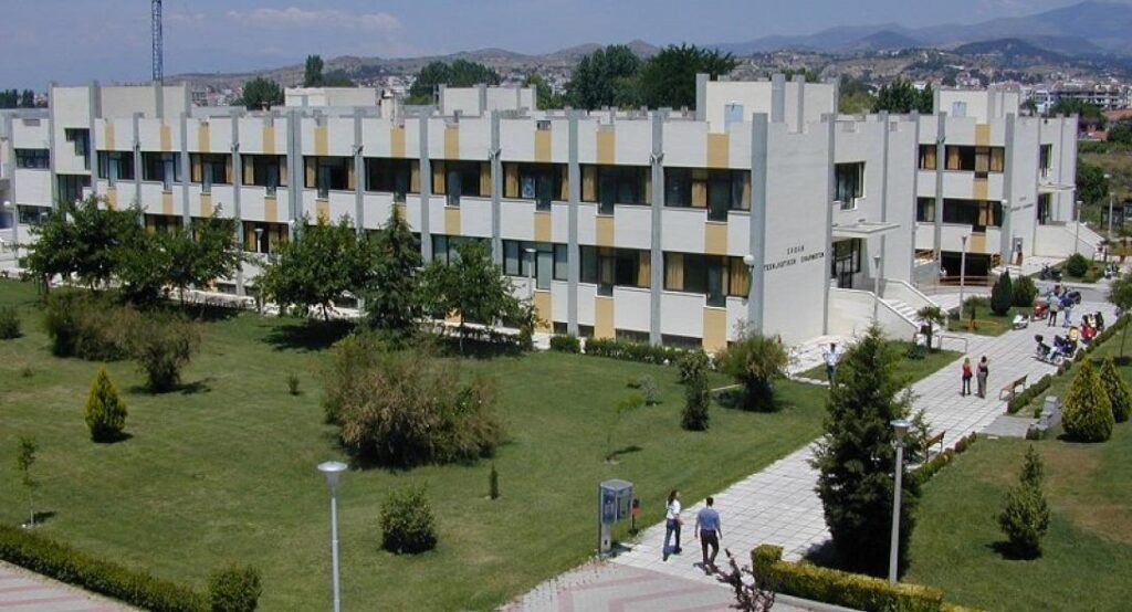 Ελληνική «δικαιοσύνη»: Ο καθηγητής με τις μίζες και τις παρενοχλήσεις στις Σέρρες την είχε γλυτώσει με…επίπληξη