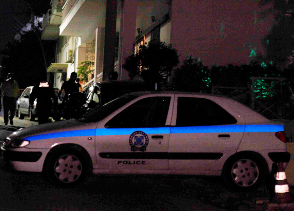 Ληστεία με πυροβολισμούς σε κοσμηματοπωλείο στους Αγίους Αναργύρους