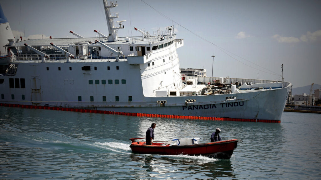 Βυθίστηκε πλοίο φορτωμένο με παλιοσίδερα στη Μαύρη Θάλασσα