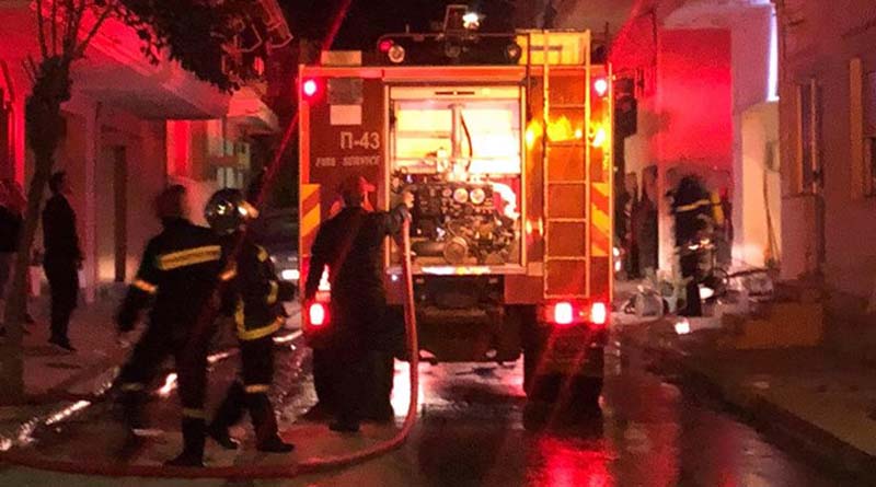 Φωτιά σε διαμέρισμα πολυκατοικίας στη Νέα Σμύρνη