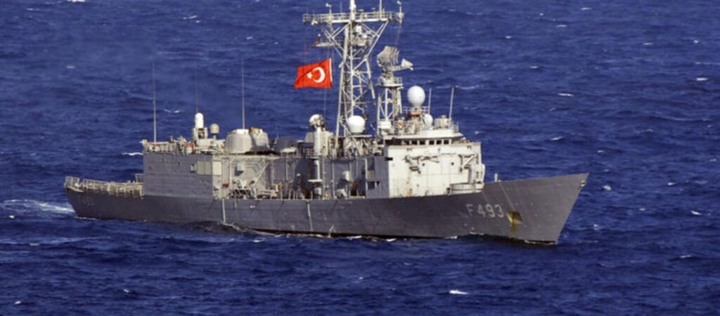 Ψυχολογικός πόλεμος ή πραγματική άσκηση του τουρκικού Ναυτικού  ο τορπιλισμός του παροπλισμένου πλοίου;