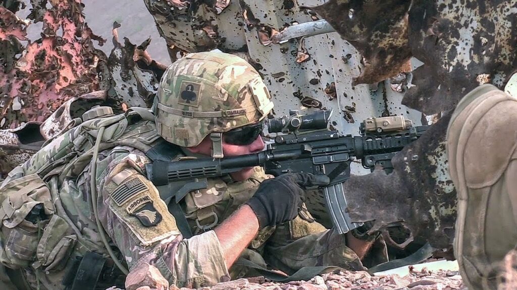 7.000 στρατιώτες στέλνει στα σύνορα με το Μεξικό ο Αμερικανός Πρόεδρος Τραμπ