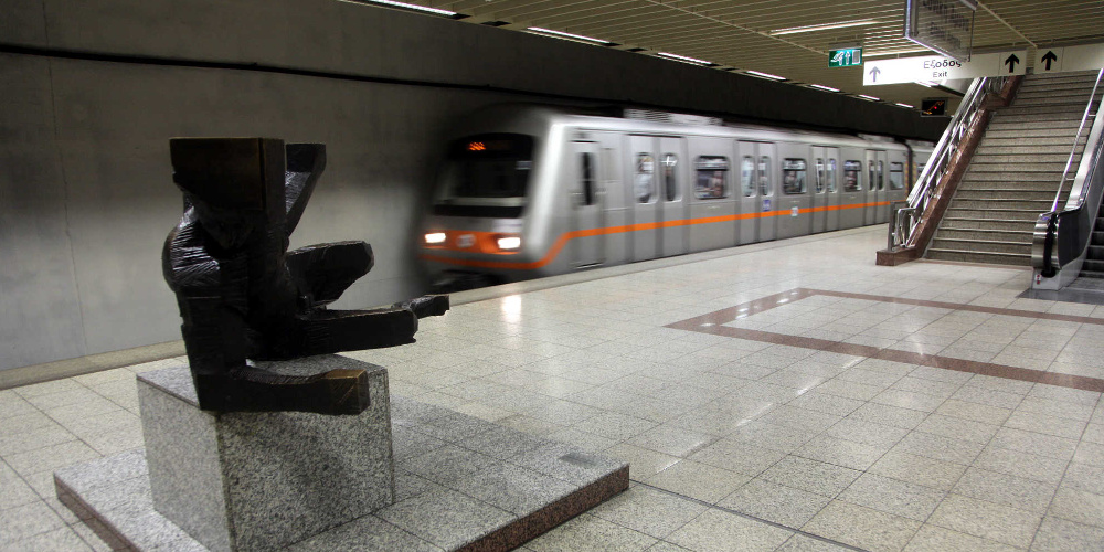 Δωρεάν μετακίνηση των ενστόλων με τα Μέσα Μαζικής Μεταφοράς