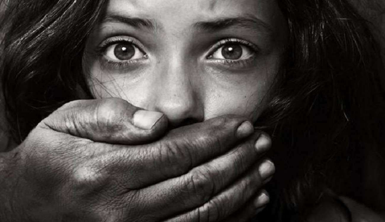 Ινδία: Άντρας έσπασε το κρανίο 3χρονης αφού την απήγαγε και την κακοποίησε