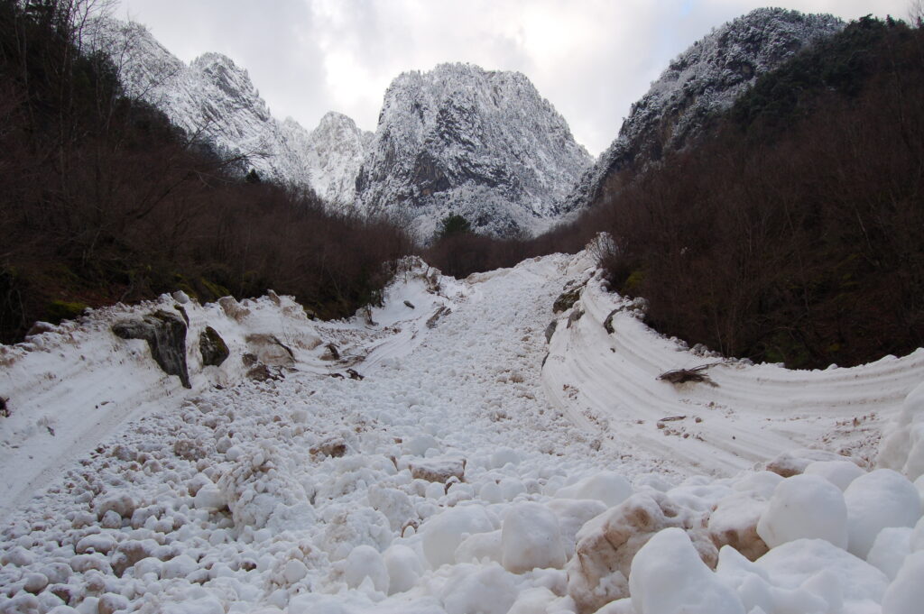 Μέτσοβο: Επιχείρηση διάσωσης για τέσσερις εγκλωβισμένους ορειβάτες