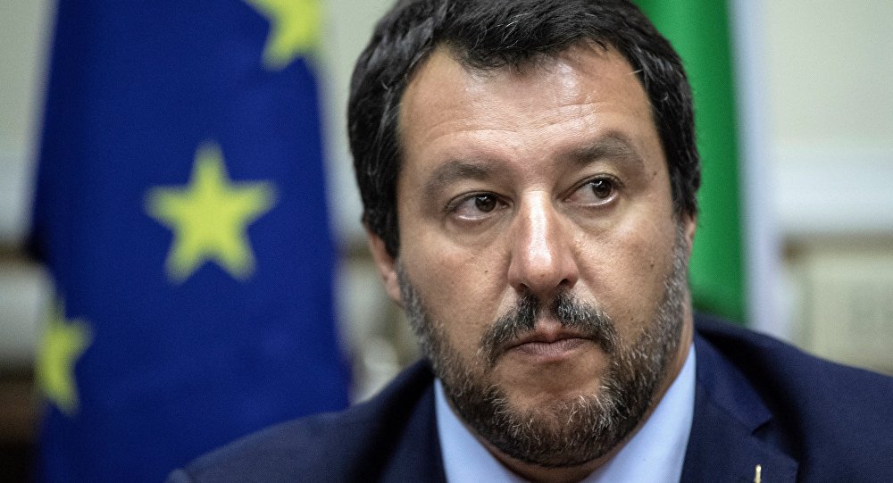 Ο Σαλβίνι βάζει τέλος στην ανοχή: «Όποιος πανηγυρίζει για την επίθεση στο Στρασβούργο θα συλλαμβάνεται»
