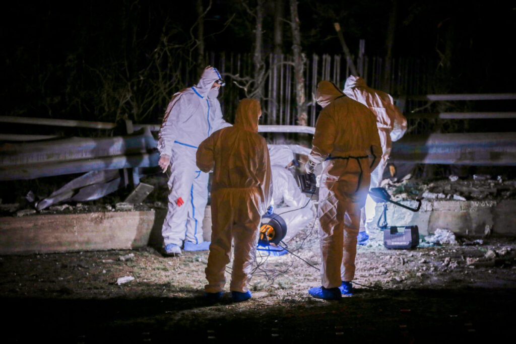 Έκρηξη ΣΚΑΪ: «Ήταν μια αυτοσχέδια νάρκη που στόχευσε σαν μικρό κανόνι – Μπορούσε να ισοπεδώσει όλο το κτήριο» (φώτο)