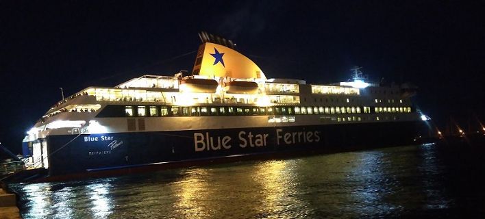 Εκκενώθηκε το Blue Star Horizon στον Πειραιά – Τηλεφώνημα για βόμβα
