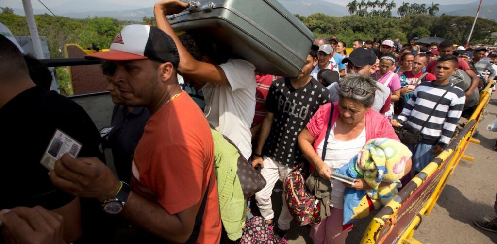 ΗΠΑ: Νέα μέτρα για μετανάστες – Κράτηση ανηλίκων μεταναστών για περιορισμένο χρονικό διάστημα