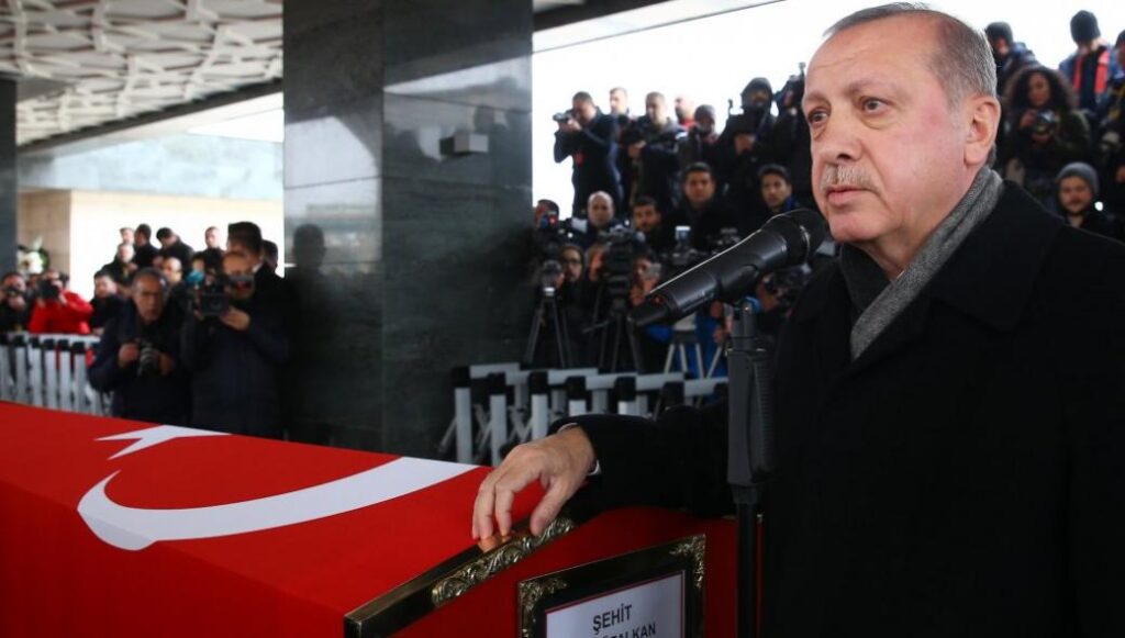 Νέες εκκαθαρίσεις στις τουρκικές ΕΔ: 137 στελέχη διώκονται ως Γκιουλενιστές