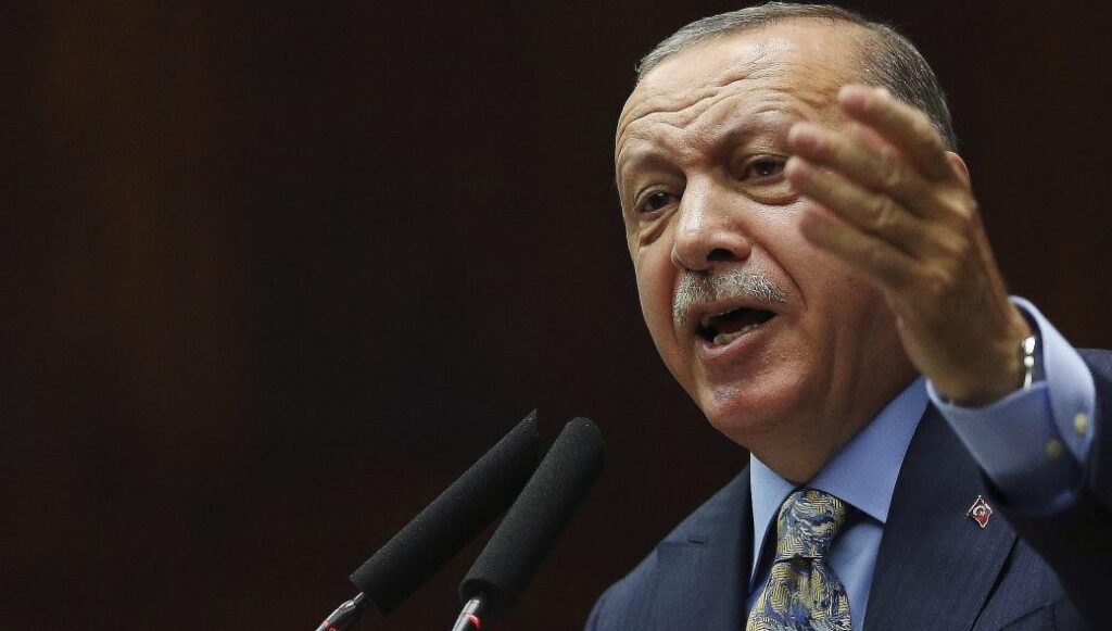 Ερντογάν μαινόμενος: «Θα βγάλουμε τα μάτια σε όσους εποφθαλμιούν τα εδάφη μας»!