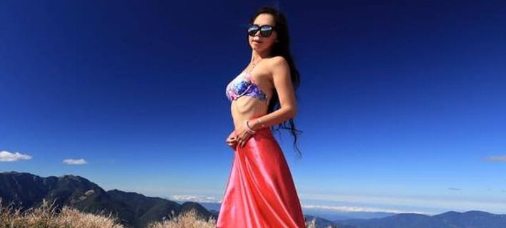 Πέθανε από το κρύο – Τραγικό τέλος για την γνωστή Ταϊβανέζα που πόζαρε με μπικίνι σε βουνοκορφές (φώτο)