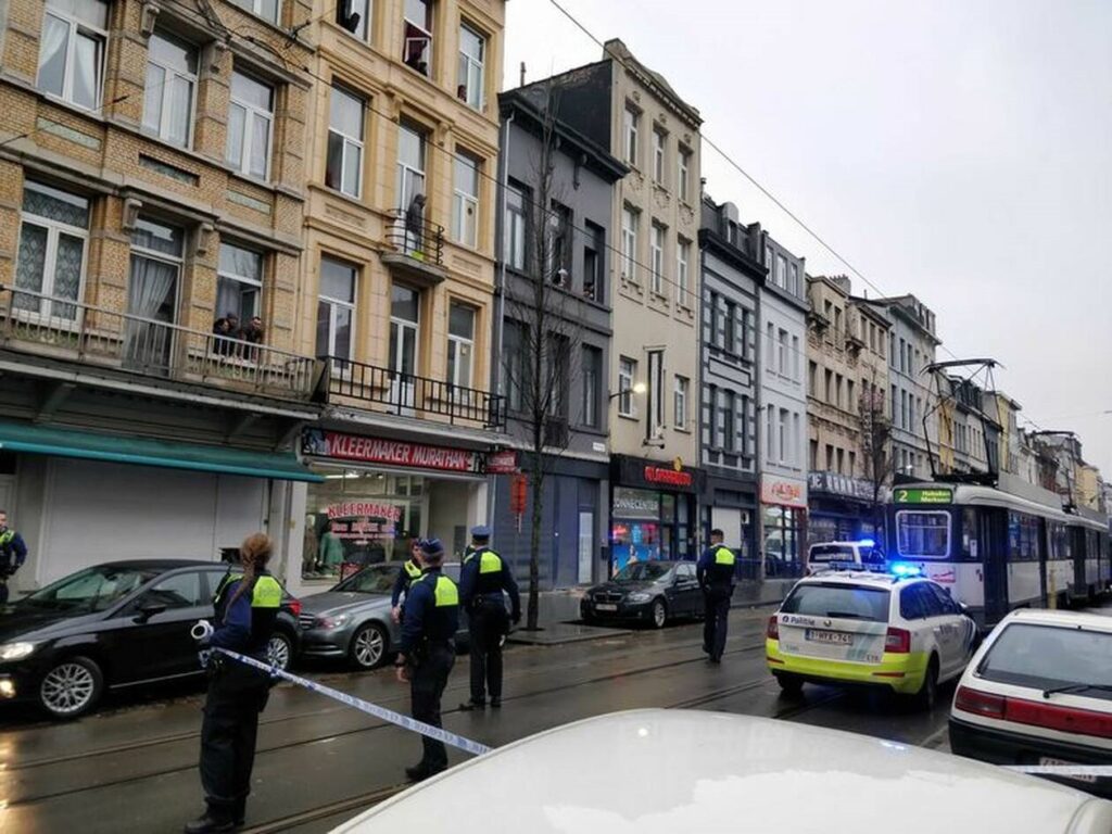 Βέλγιο: Ένοπλη επίθεση στην Αμβέρσα – Ένας νεκρός (φωτο)