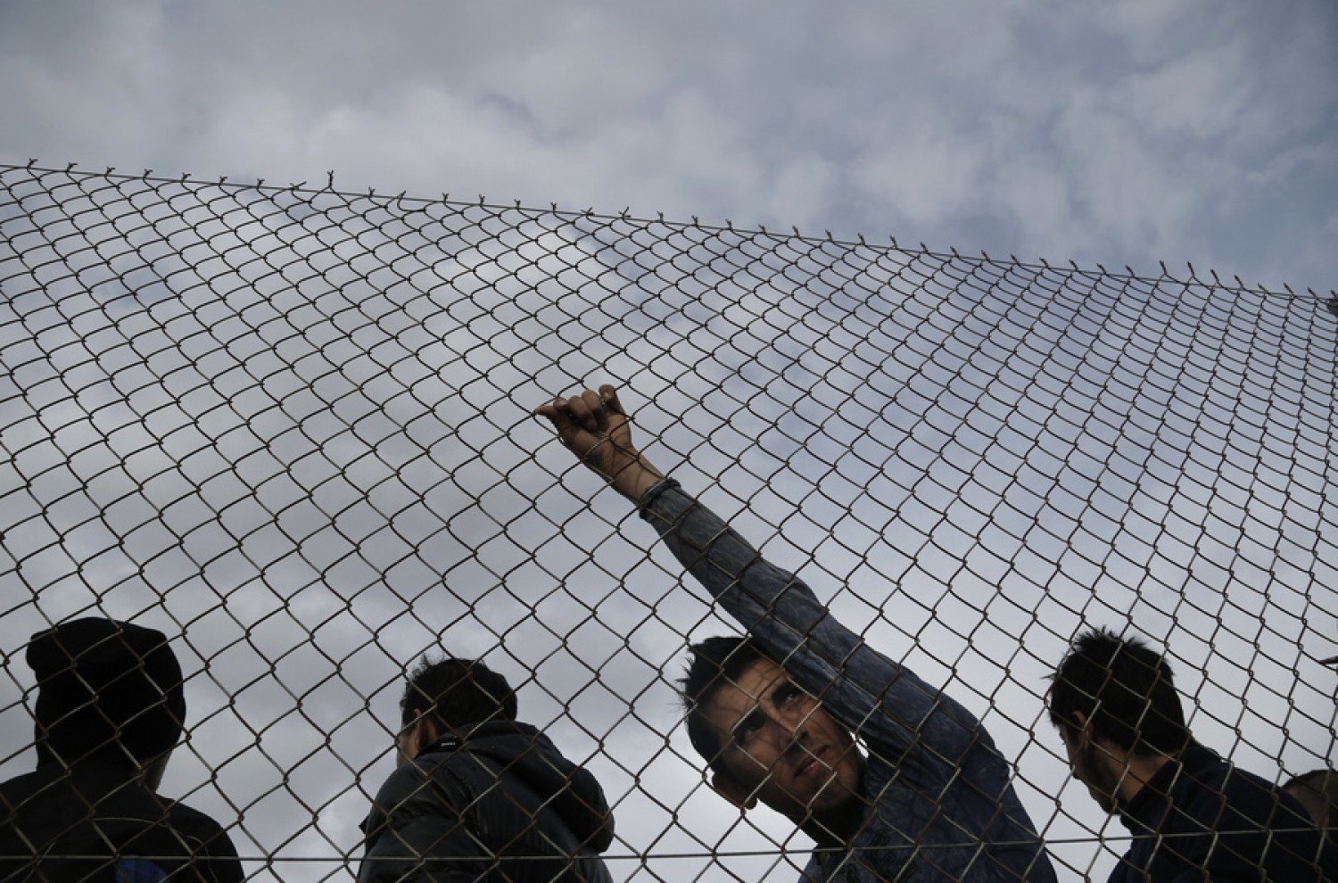 Βόρειο Αιγαίο: Στα χέρια της αστυνομίας 31 ανήλικοι μετανάστες για φθορές σε hot spots