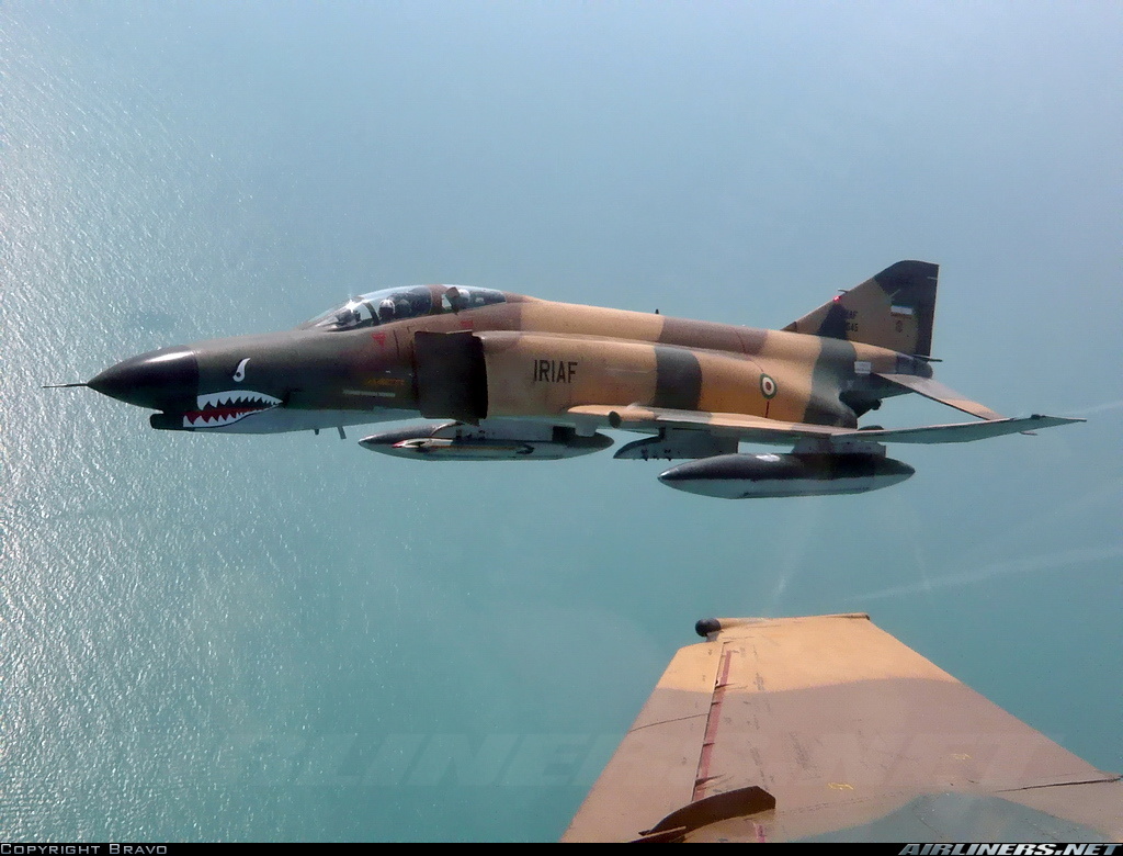 Ιράν: Μετασταθμεύσεις μαχητικών F-4E εν μέσω κρίσης με το Πακιστάν