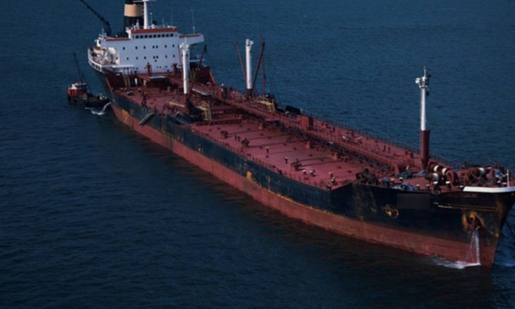 Ακυβέρνητο δεξαμενόπλοιο ανοικτά της Αλονήσου – Έχει πλήρωμα 26 ατόμων