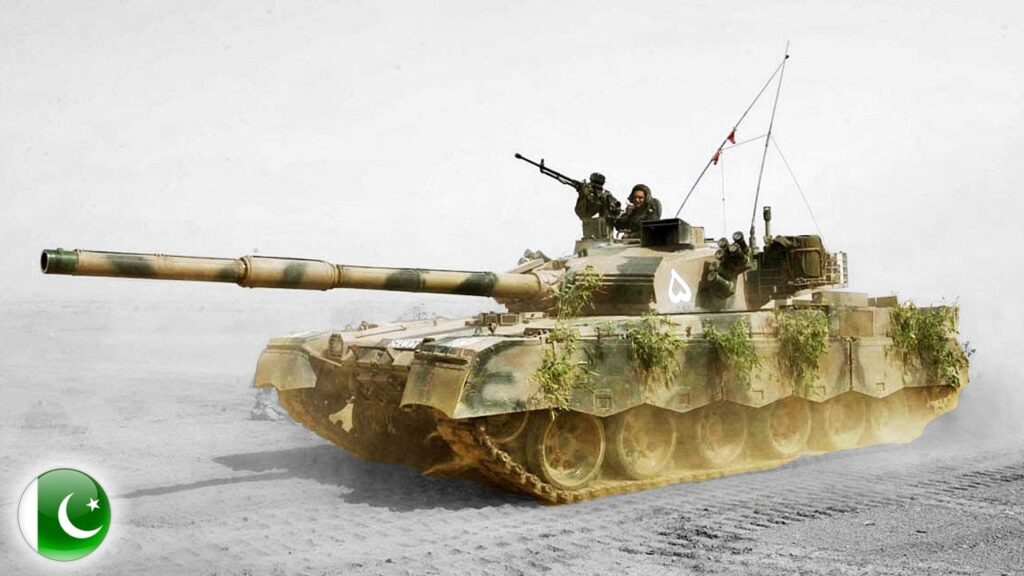 Βίντεο: Πακιστανικά άρματα μάχης κινούνται προς τα σύνορα με την Ινδία